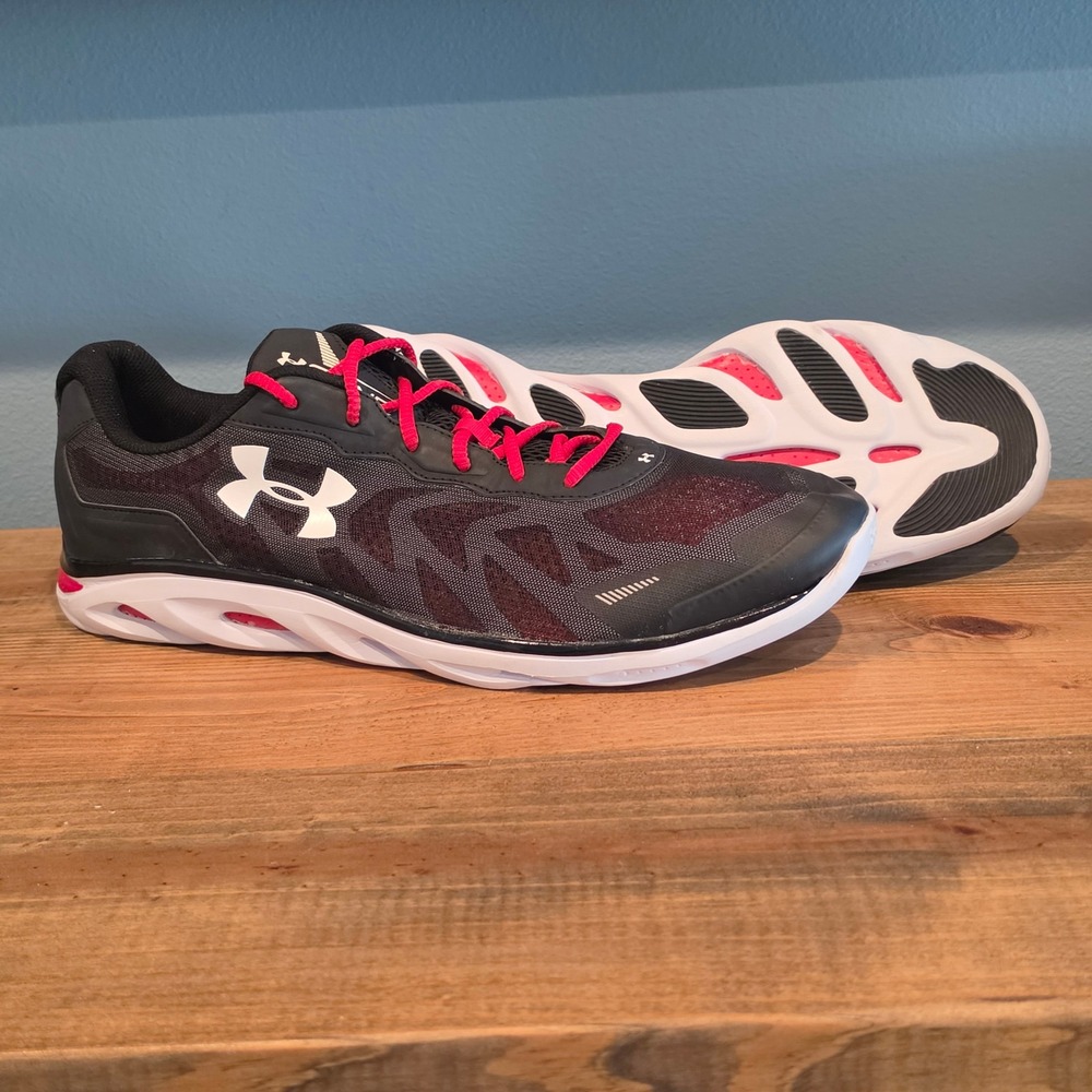 Under Armour‎ Mens Spine Venom Running Shoes Black Red Athletic Sneakers Size 18